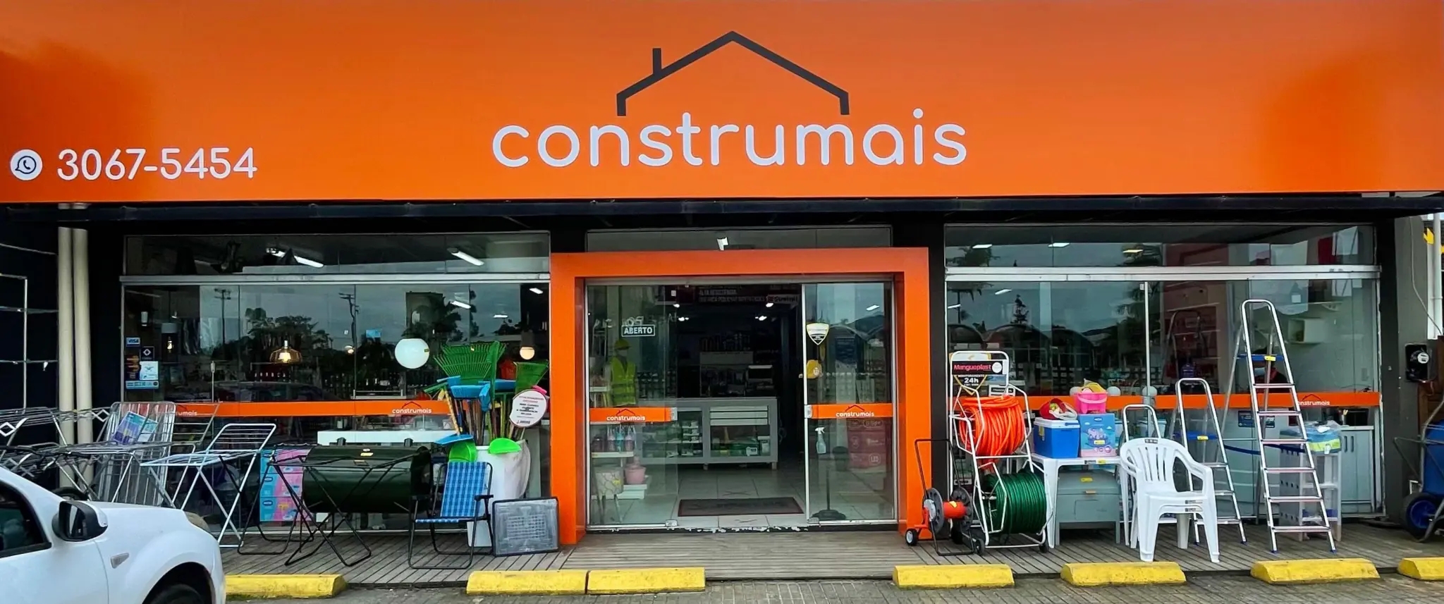 Fachada da Construmais